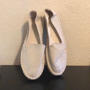 Tan Flat/Slip on Shoes